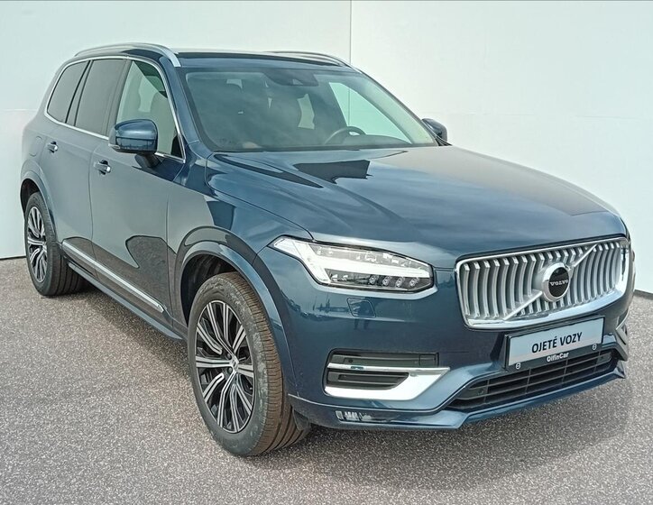 Volvo XC90 SUV / Terénní 2,0 l 173 kw