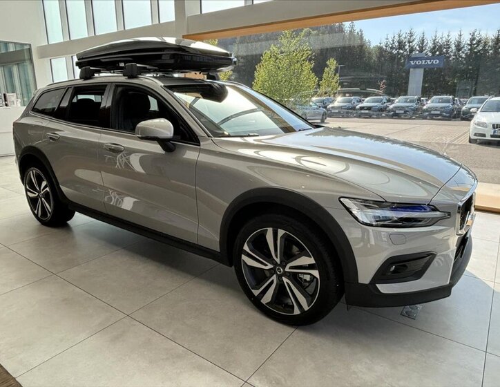 Volvo V60 Kombi 2,0 l 145 kw