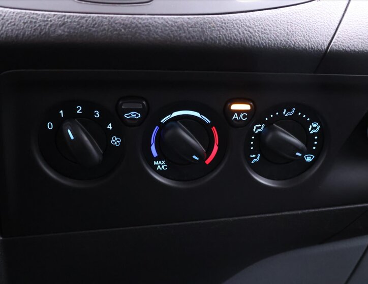 Ford Transit Custom Kombi 2,0 l 96 kw