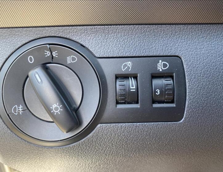 Volkswagen Touran 26