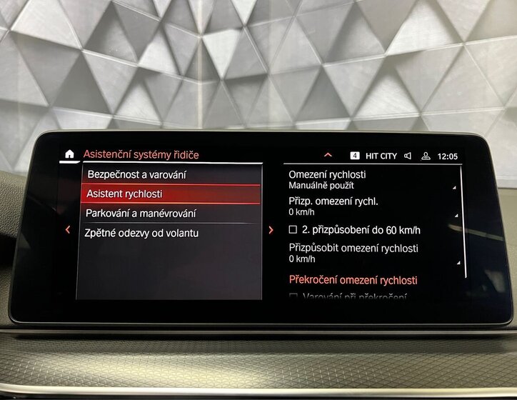 BMW Řada 5 Kombi 3,0 l 210 kw