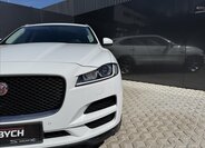 Jaguar F-Pace SUV / Terénní 2,0 l 184 kw