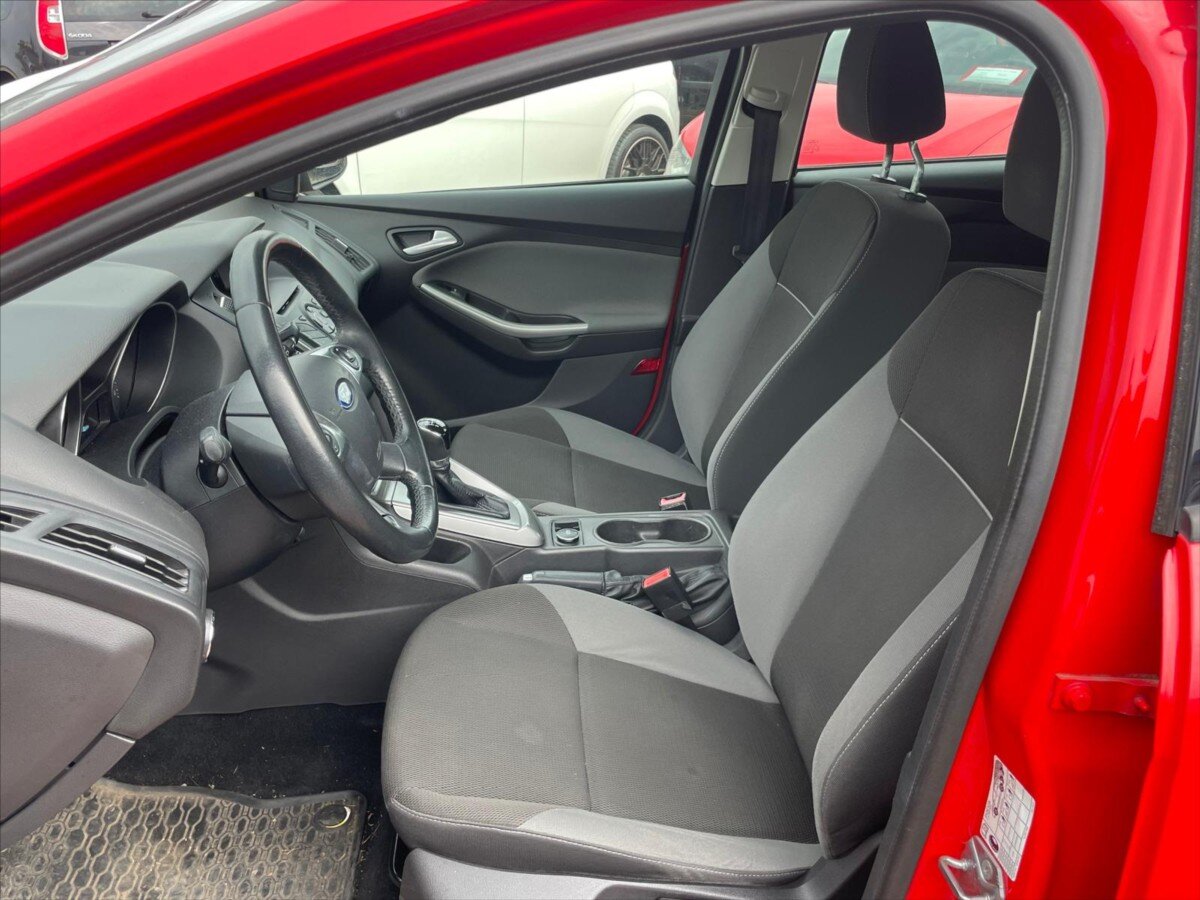 Ford Focus Hatchback 998,0 74 kw