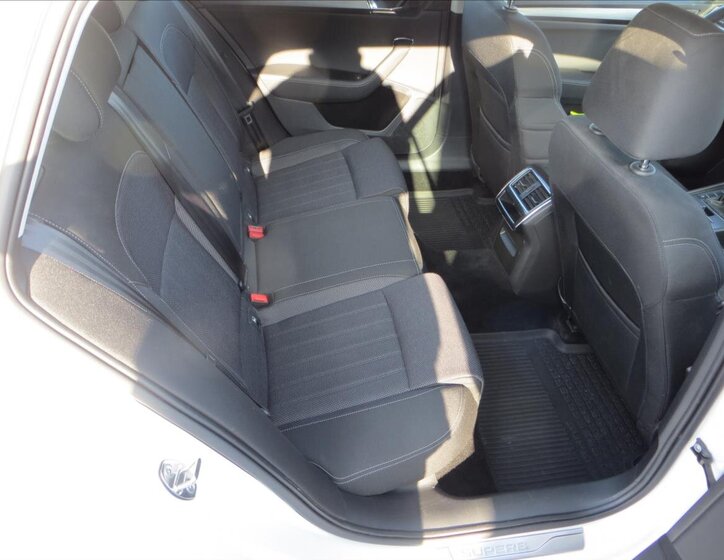 Škoda Superb Kombi 2,0 l 110 kw