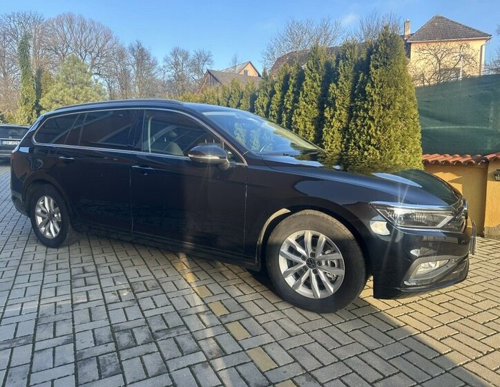 Volkswagen Passat Kombi 2,0 l 110 kw