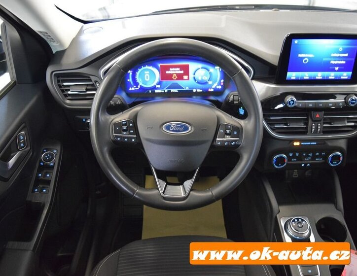 Ford Kuga SUV / Terénní 2,5 l 112 kw