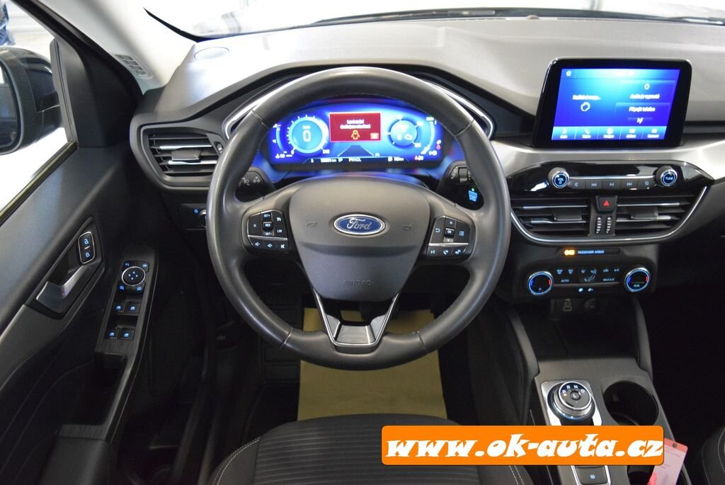 Ford Kuga SUV / Terénní 2,5 l 112 kw