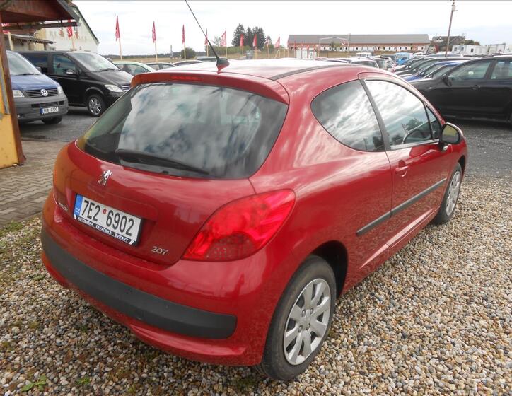 Peugeot 207 6