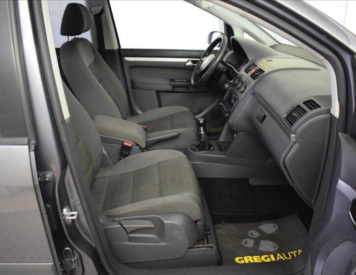 Volkswagen Touran MPV 2,0 l 103 kw