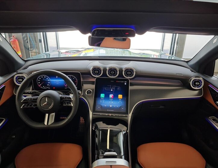 Mercedes-Benz GLC 13