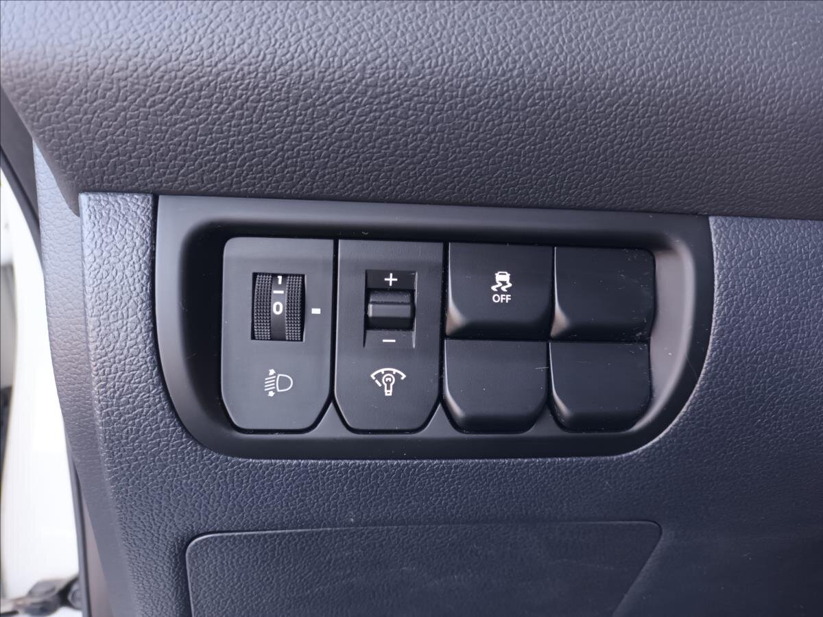 KIA Rio Hatchback 1,2 l 62 kw