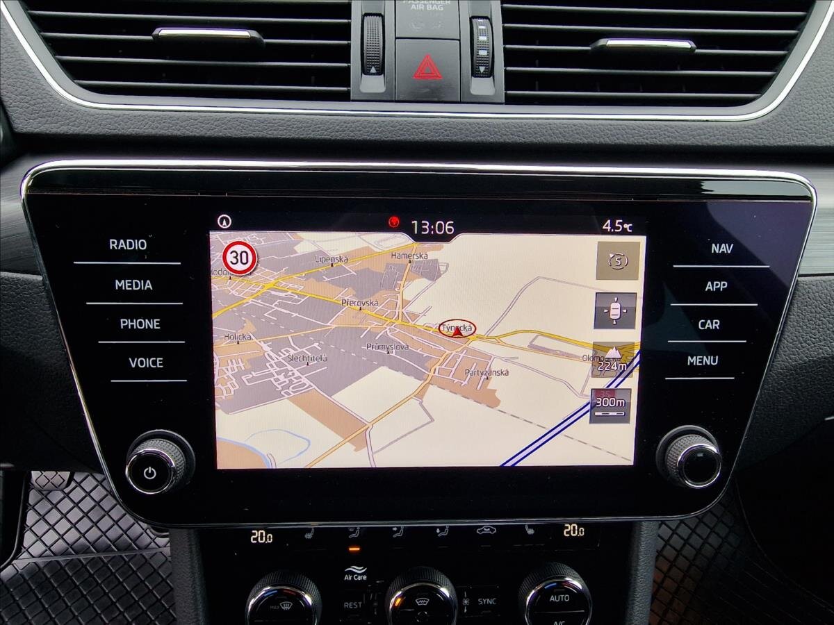 Škoda Superb Sedan 2,0 l 110 kw