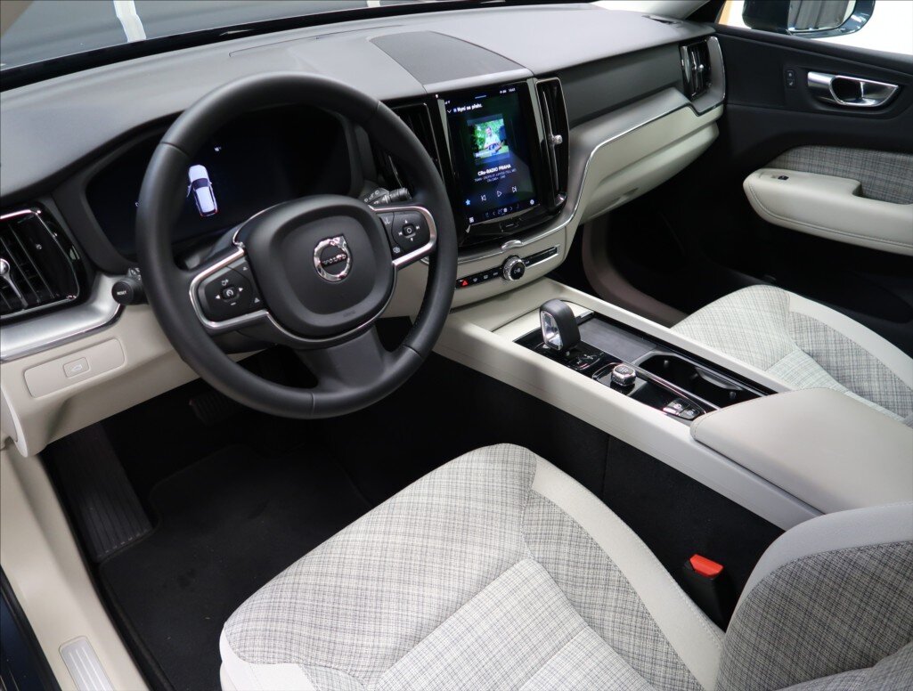 Volvo XC60 SUV 2,0 l 145 kw