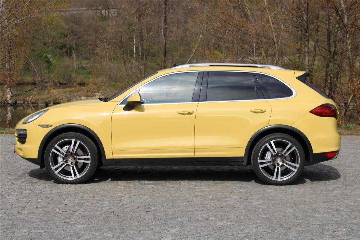 Porsche Cayenne SUV / Terénní 4,8 l 294 kw