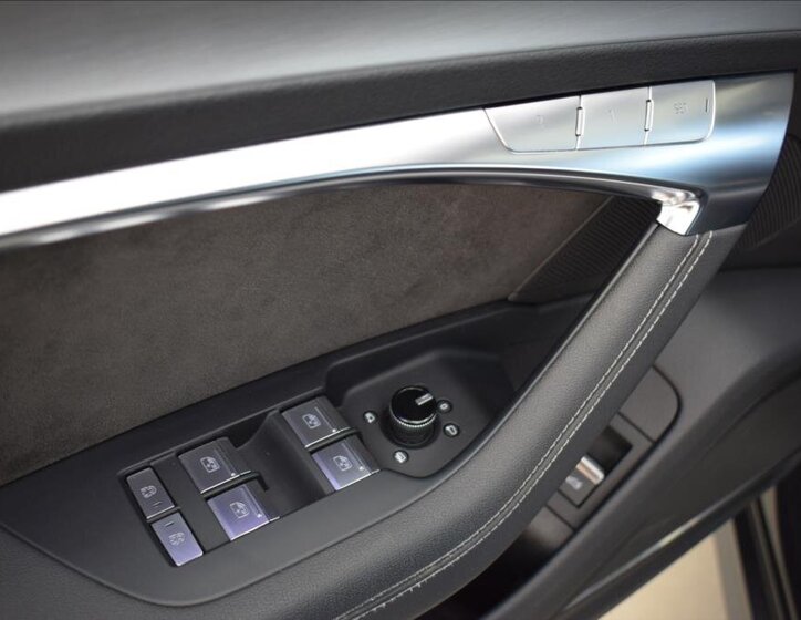 Audi S7 Hatchback 3,0 l 257 kw