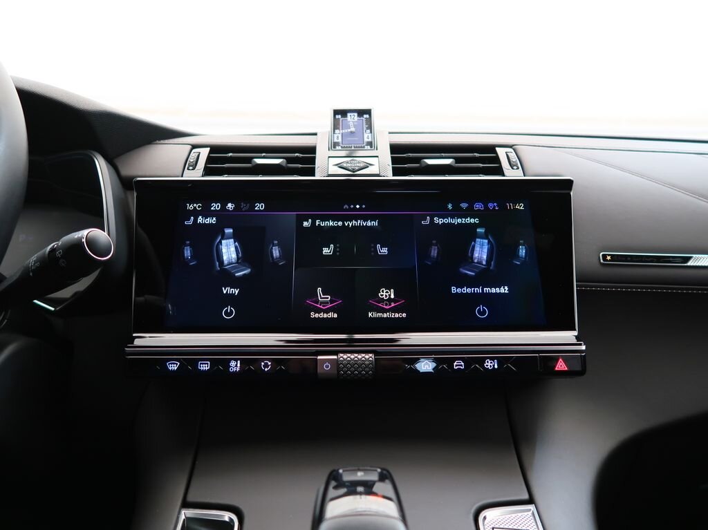 DS Automobiles DS7 Crossback SUV / Terénní 1,6 l 133 kw