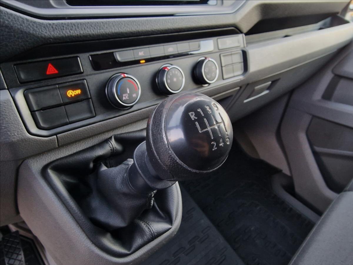 Volkswagen Crafter Skříň 2,0 l 103 kw