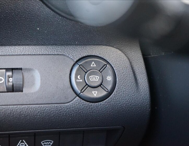 Citroën Berlingo MPV 1,5 l 96 kw