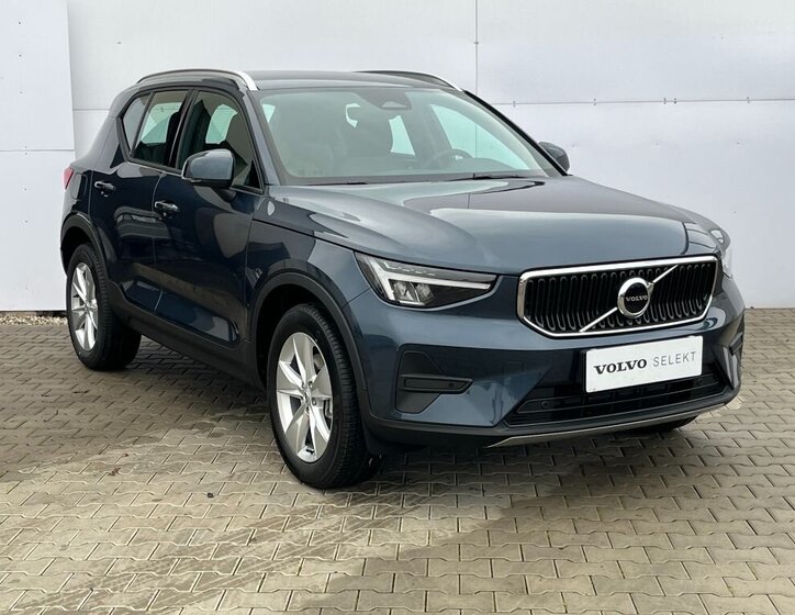 Volvo XC40 4