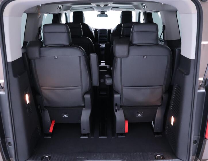 Toyota ProAce Verso 10