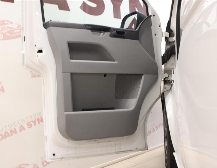 Volkswagen Transporter 8