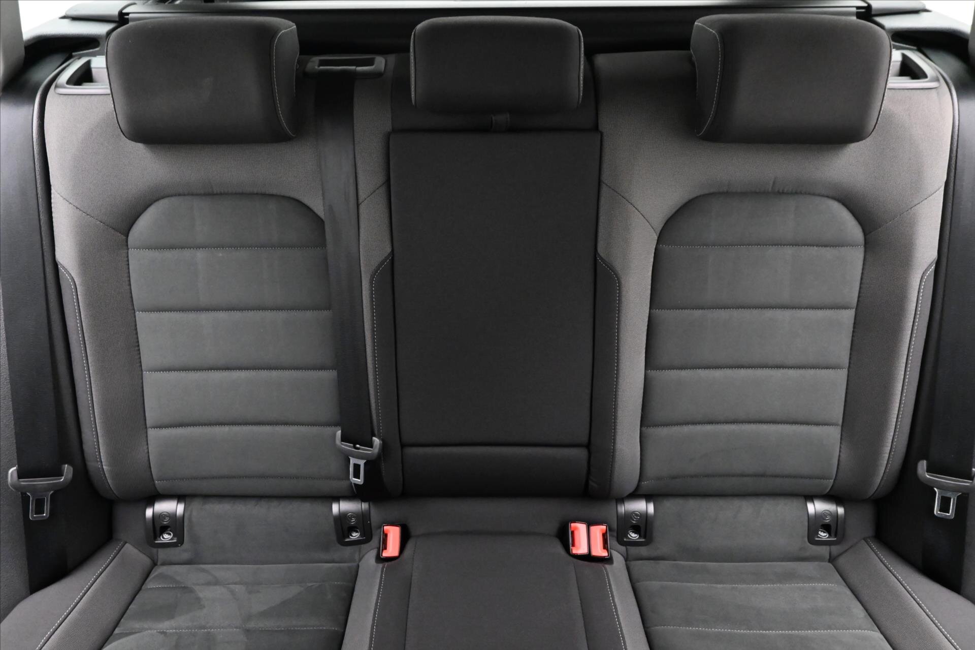 Volkswagen Golf Kombi 1,6 l 85 kw