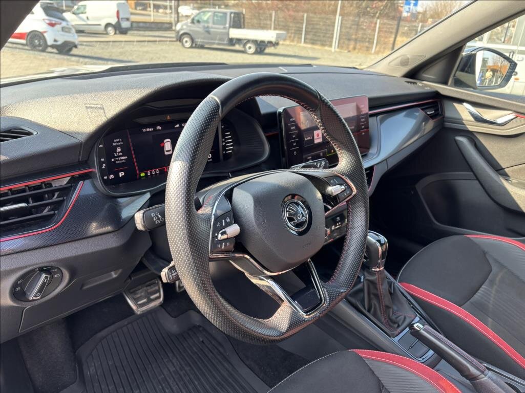 Škoda Kamiq Hatchback 1,5 l 110 kw