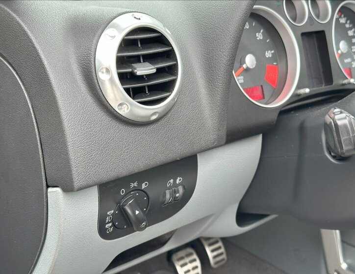 Audi TT Kabriolet 1,8 l 110 kw