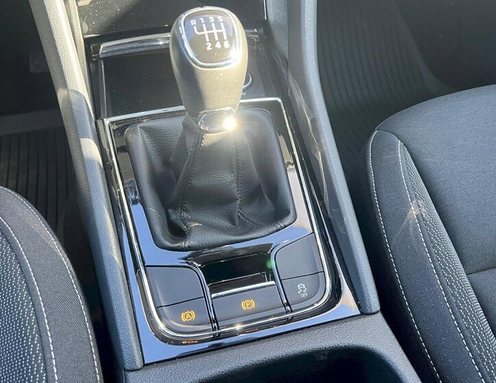 Škoda Karoq SUV / Terénní 1,5 l 110 kw