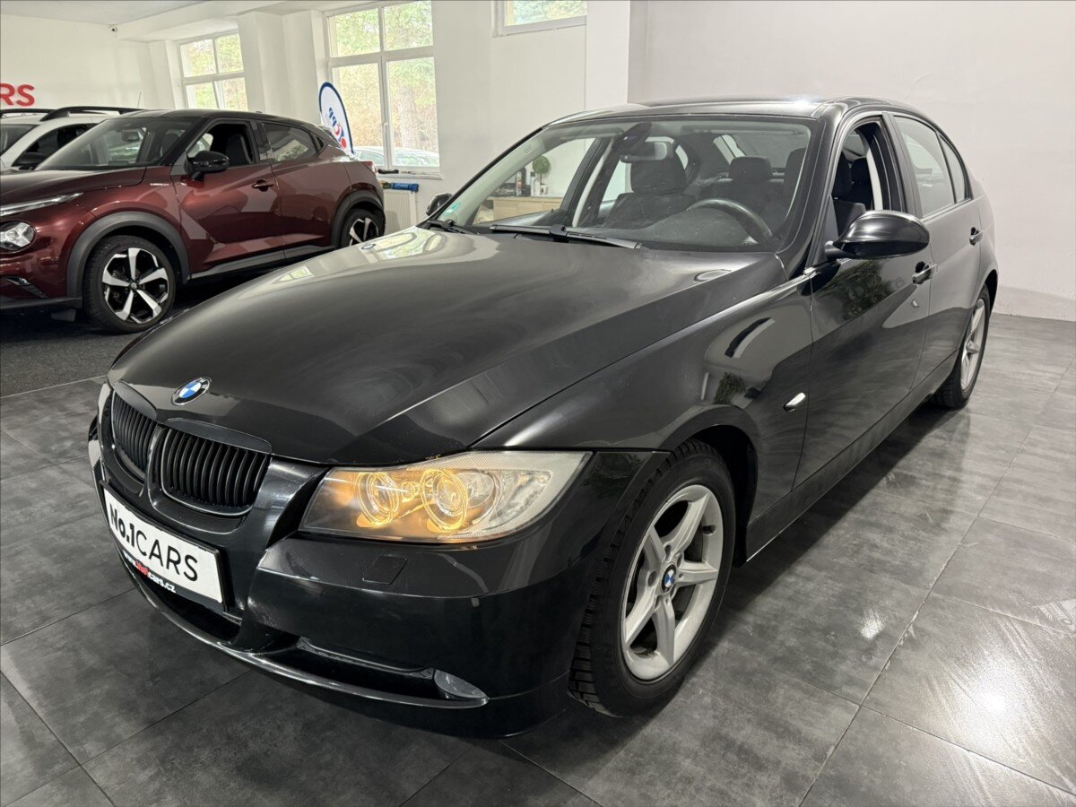 BMW Řada 3 Sedan / Limuzína 2,0 l 105 kw