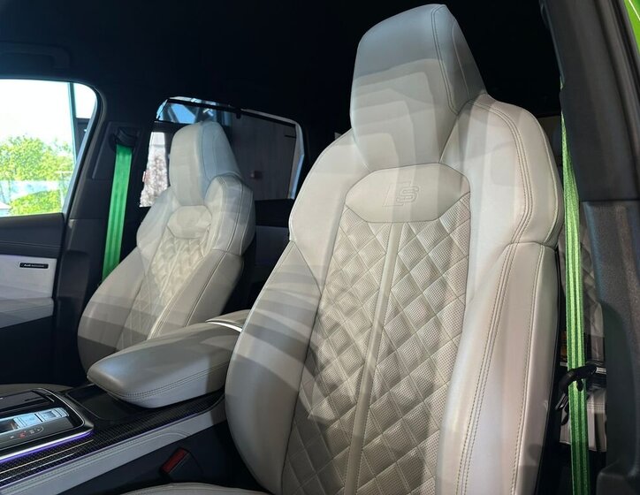 Audi SQ7 SUV / Terénní 4,0 l 373 kw