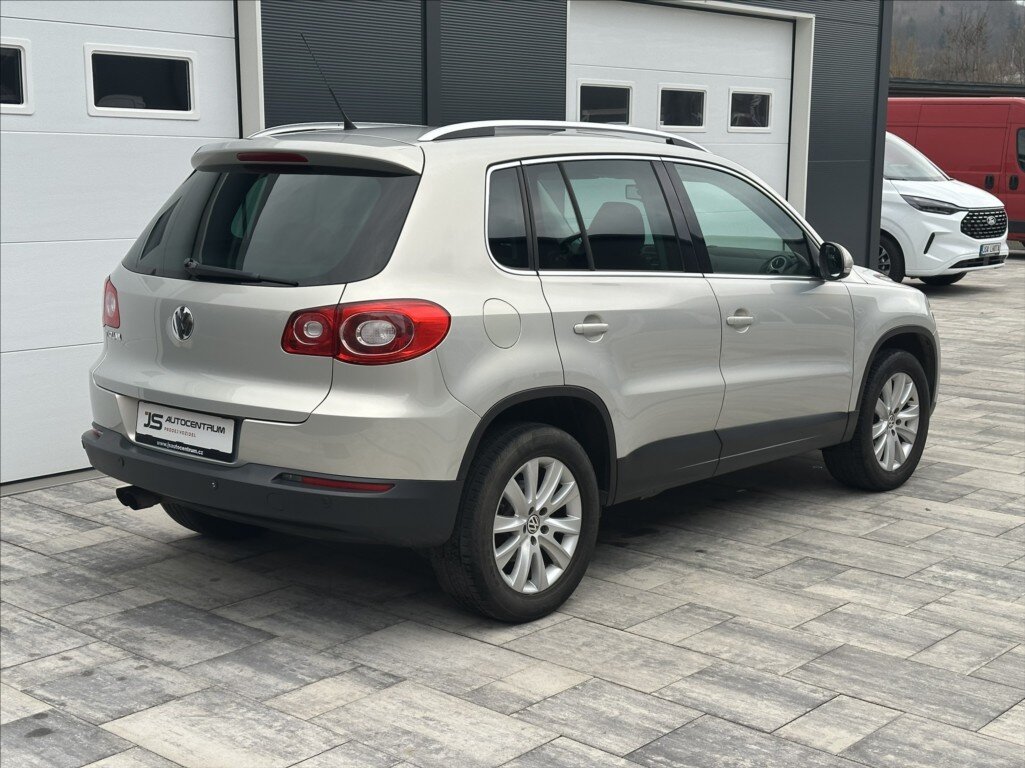 Volkswagen Tiguan SUV / Terénní 2,0 l 125 kw