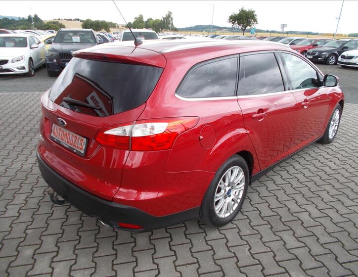 Ford Focus 12