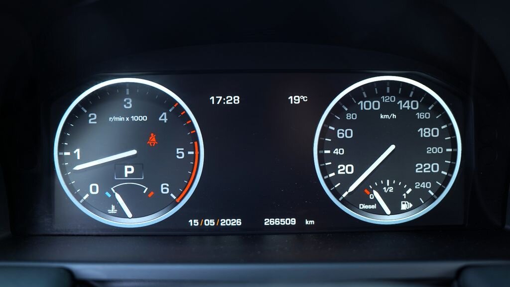 Land Rover Range Rover SUV / Terénní 4,4 l 230 kw