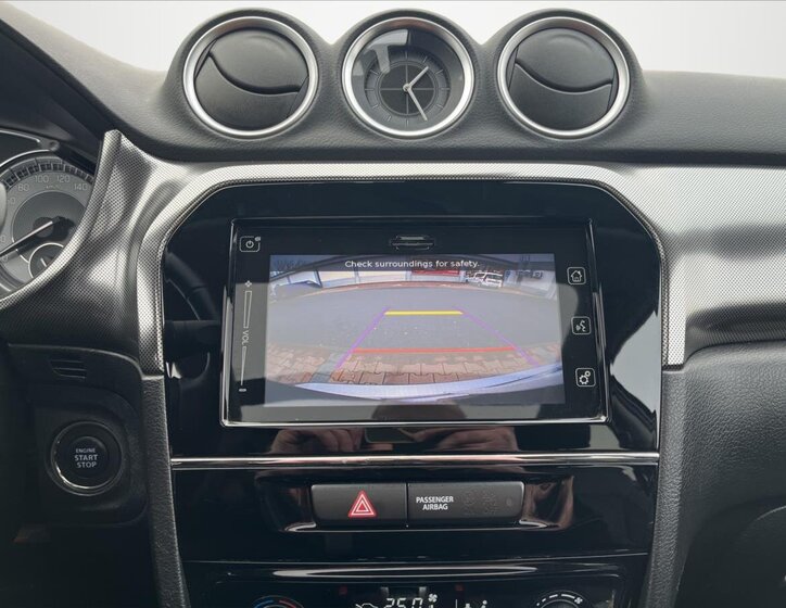 Suzuki Vitara SUV 1,4 l 103 kw