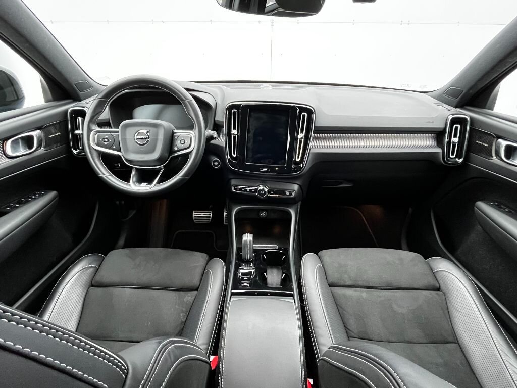 Volvo XC40 SUV 2,0 l 140 kw