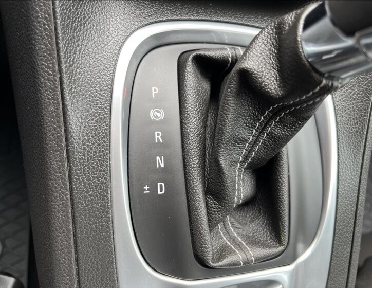 Opel Meriva MPV 1,4 l 88 kw