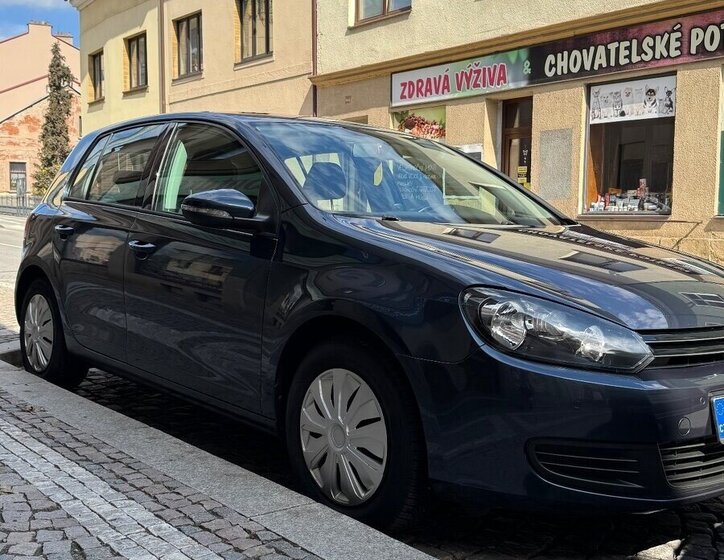 Volkswagen Golf Hatchback 0,0 77 kw