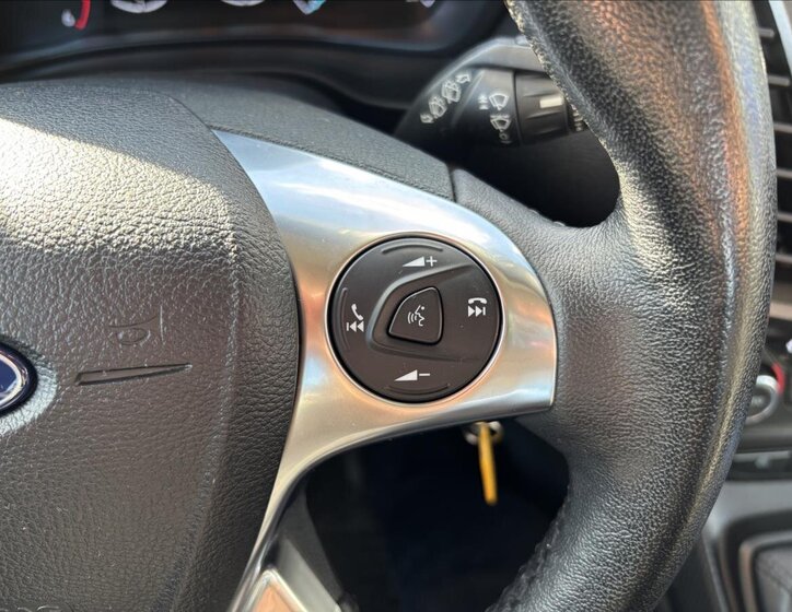 Ford Transit Connect 27