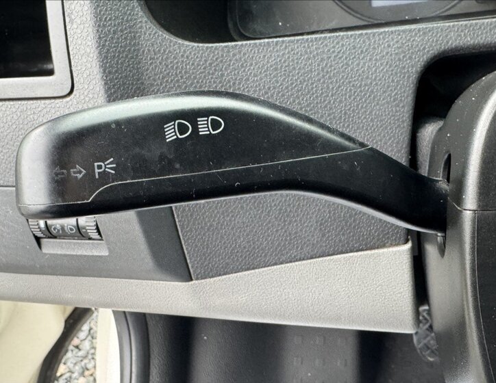 Volkswagen Transporter Kombi 1,9 l 90 kw