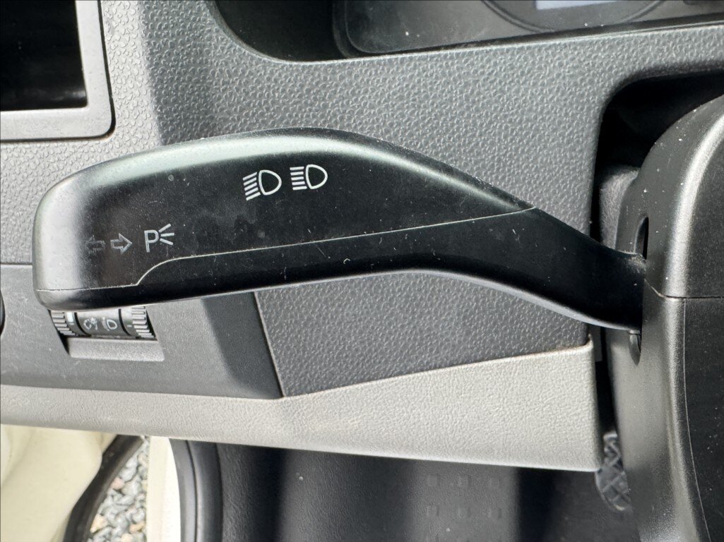 Volkswagen Transporter Kombi 1,9 l 90 kw