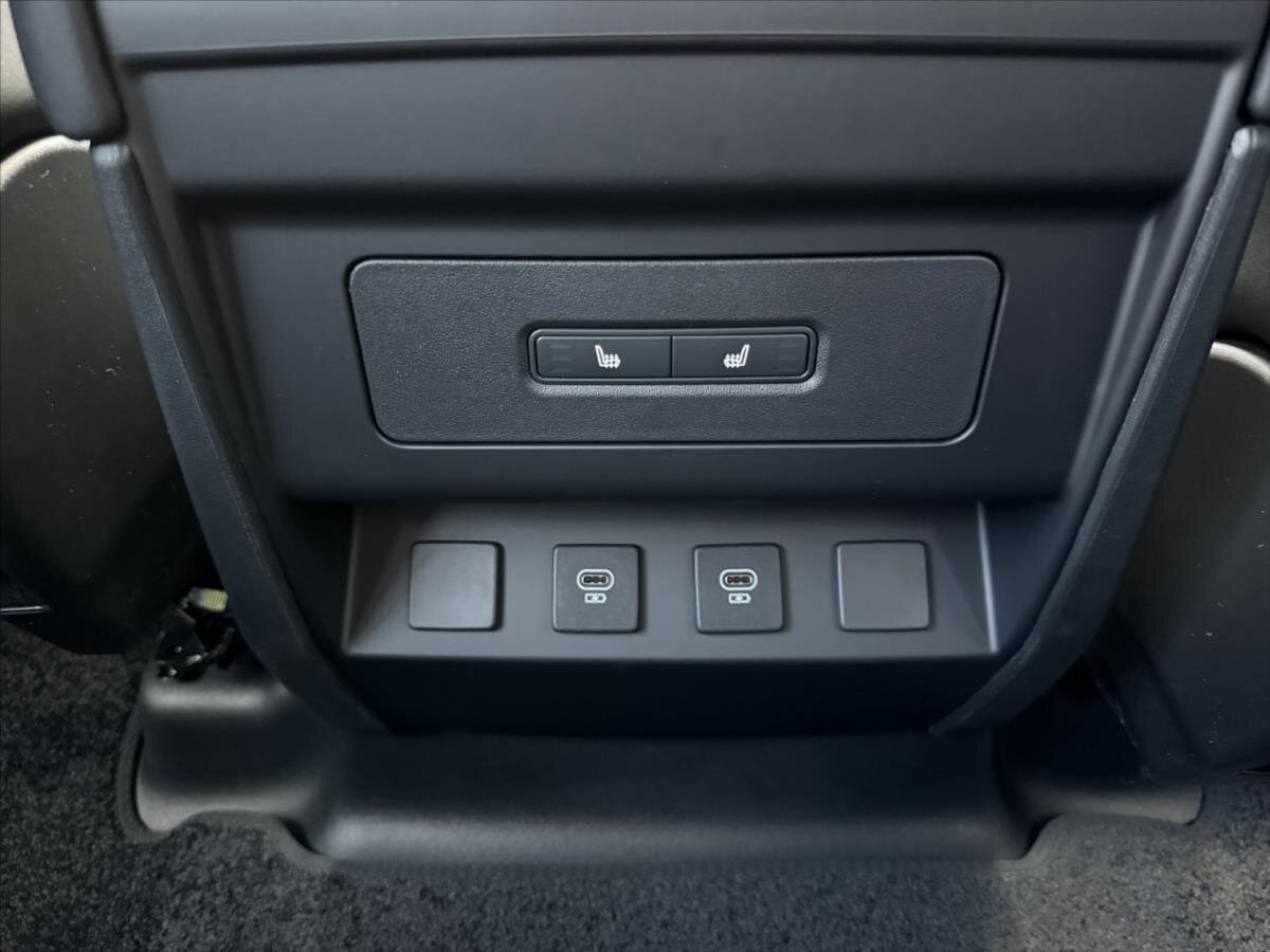 Land Rover Defender SUV 3,0 l 184 kw