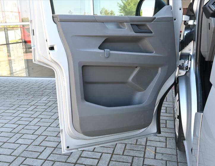 Volkswagen Transporter 21