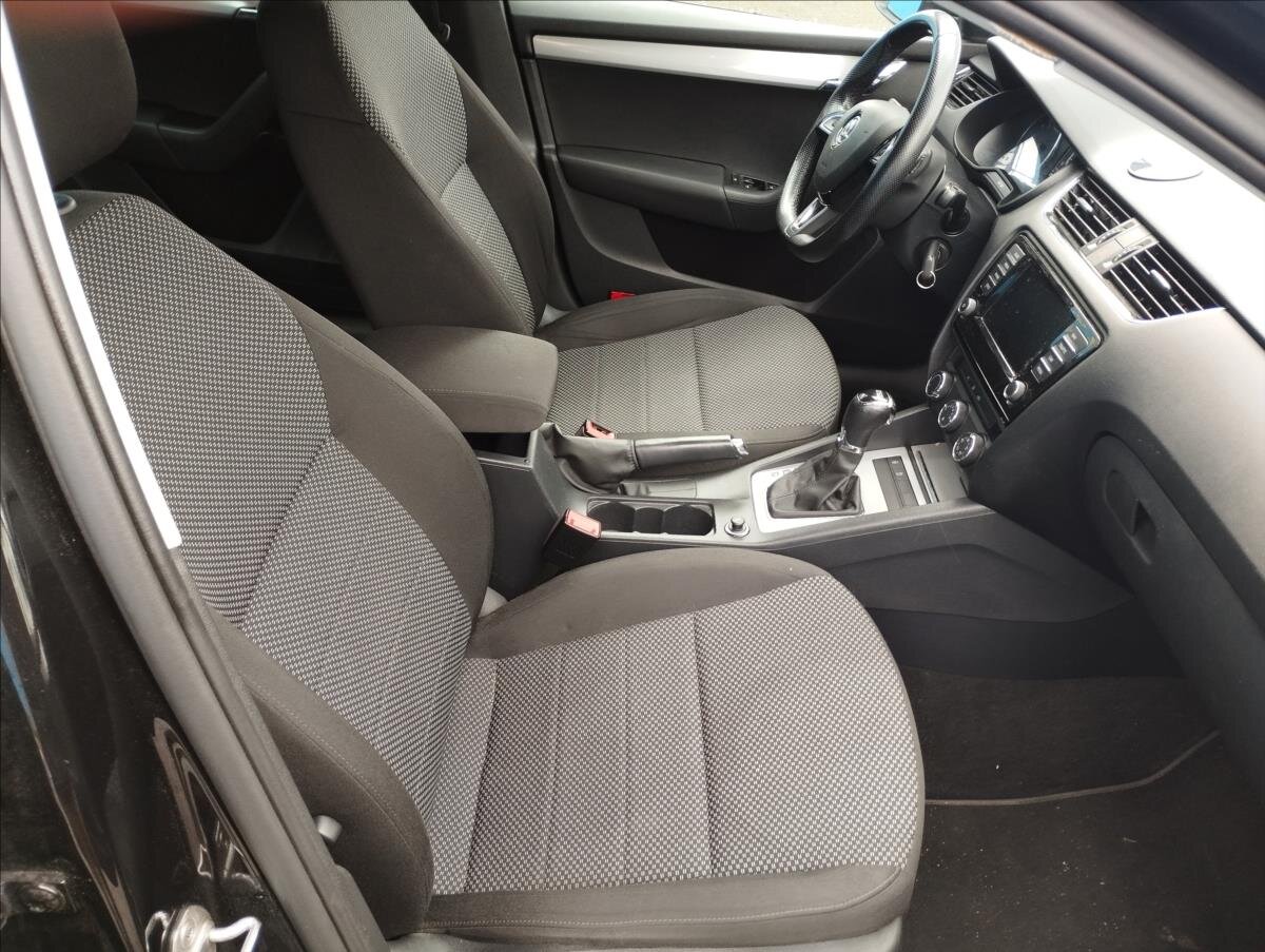 Škoda Octavia Kombi 2,0 l 110 kw
