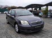 Toyota Avensis 8