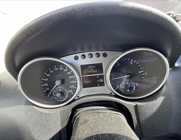 Mercedes-Benz Třídy M SUV 3,0 l 165 kw