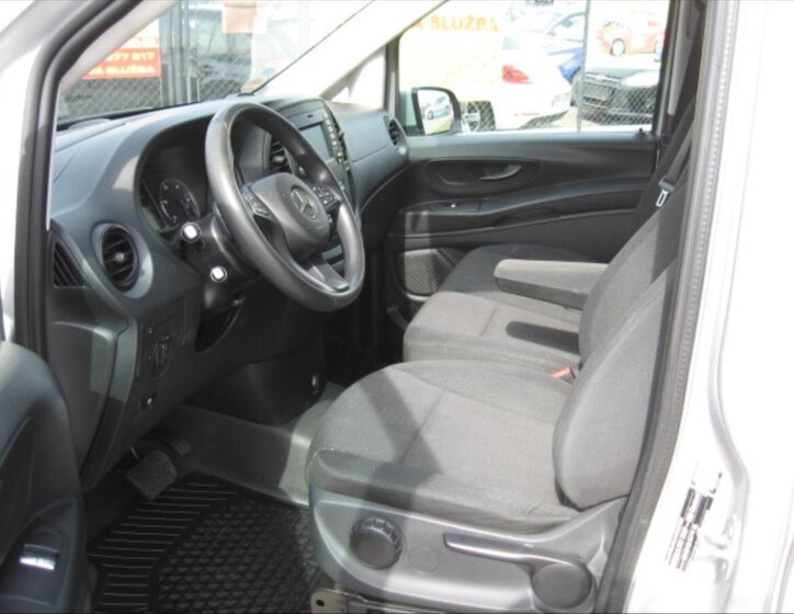 Mercedes-Benz Vito Kombi 2,1 l 100 kw