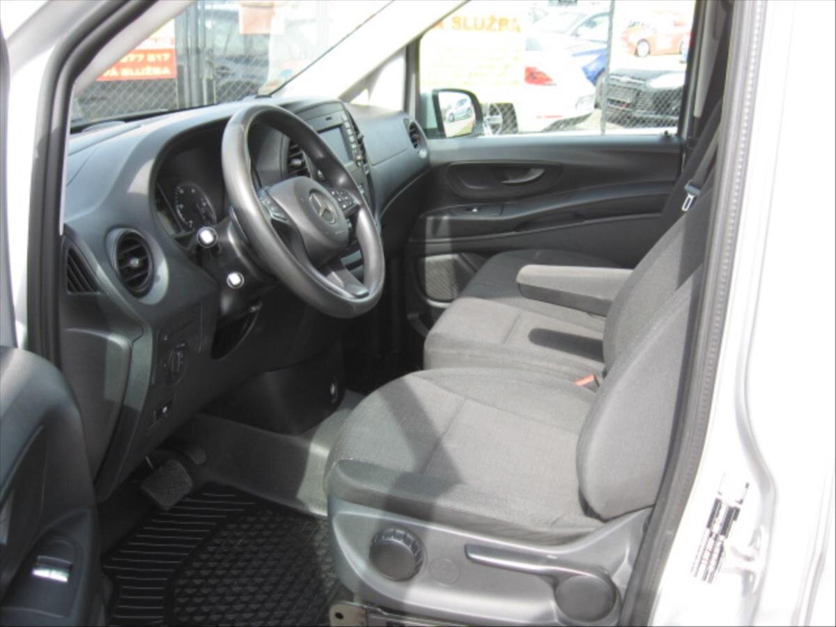 Mercedes-Benz Vito Kombi 2,1 l 100 kw