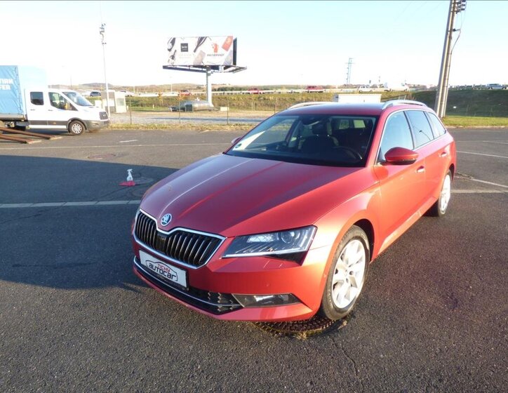 Škoda Superb Kombi 2,0 l 110 kw