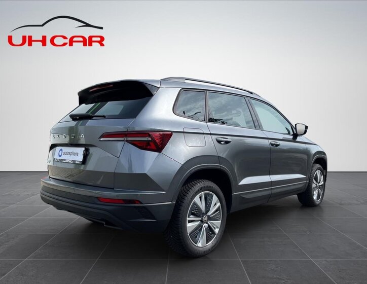 Škoda Karoq SUV / Terénní 1,5 l 110 kw